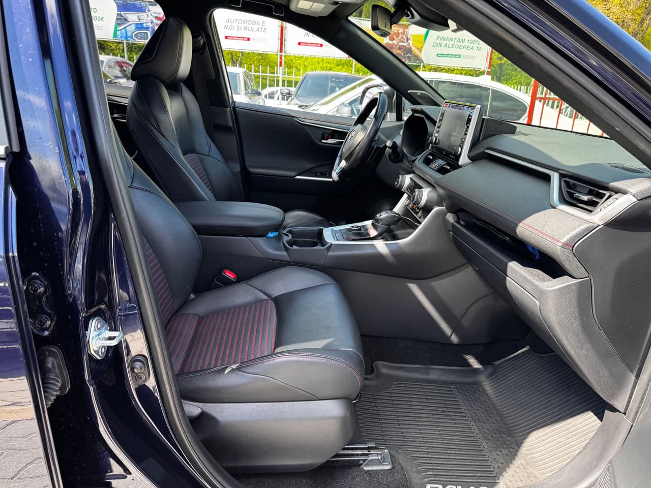 2021 Toyota Rav-4 — Miniatură 5