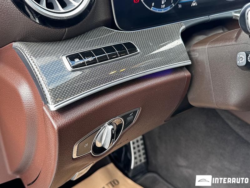 2020 Mercedes CLS 300 — Miniatură 16