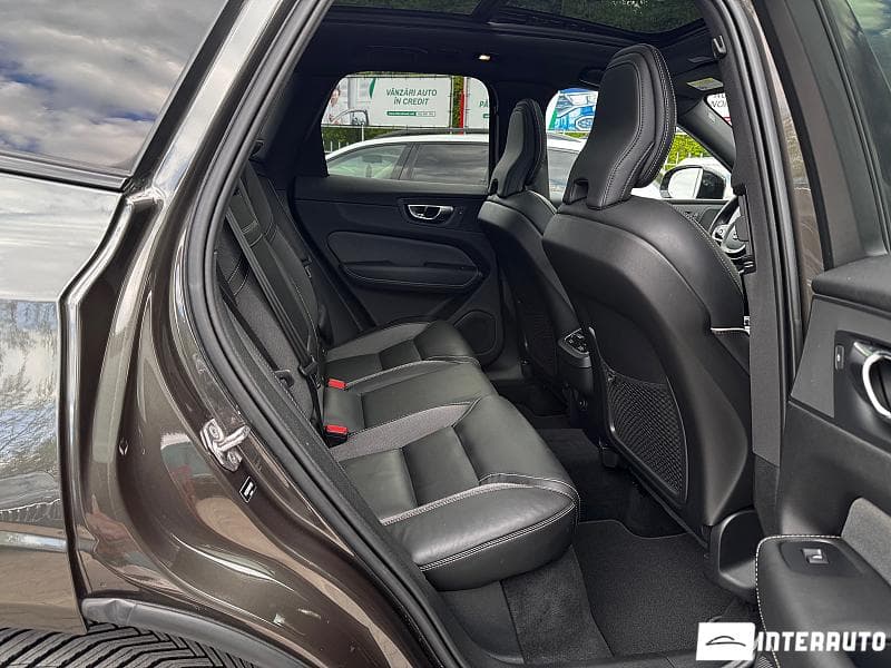 Volvo XC 60 2021 — Миниатюра 8