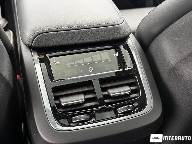 Volvo XC 60 2021 — Миниатюра 18