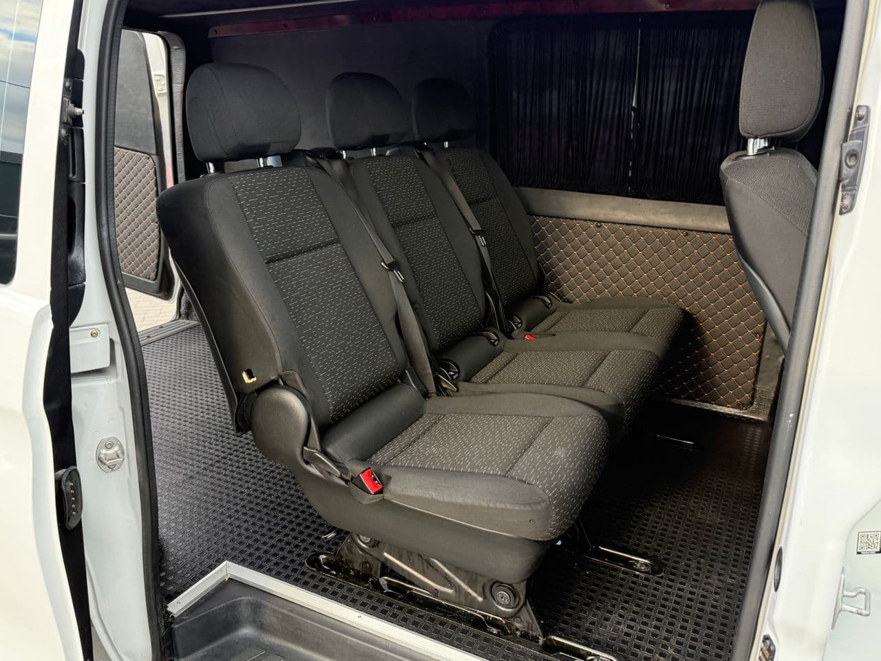 2021 Mercedes Vito — Miniatură 14