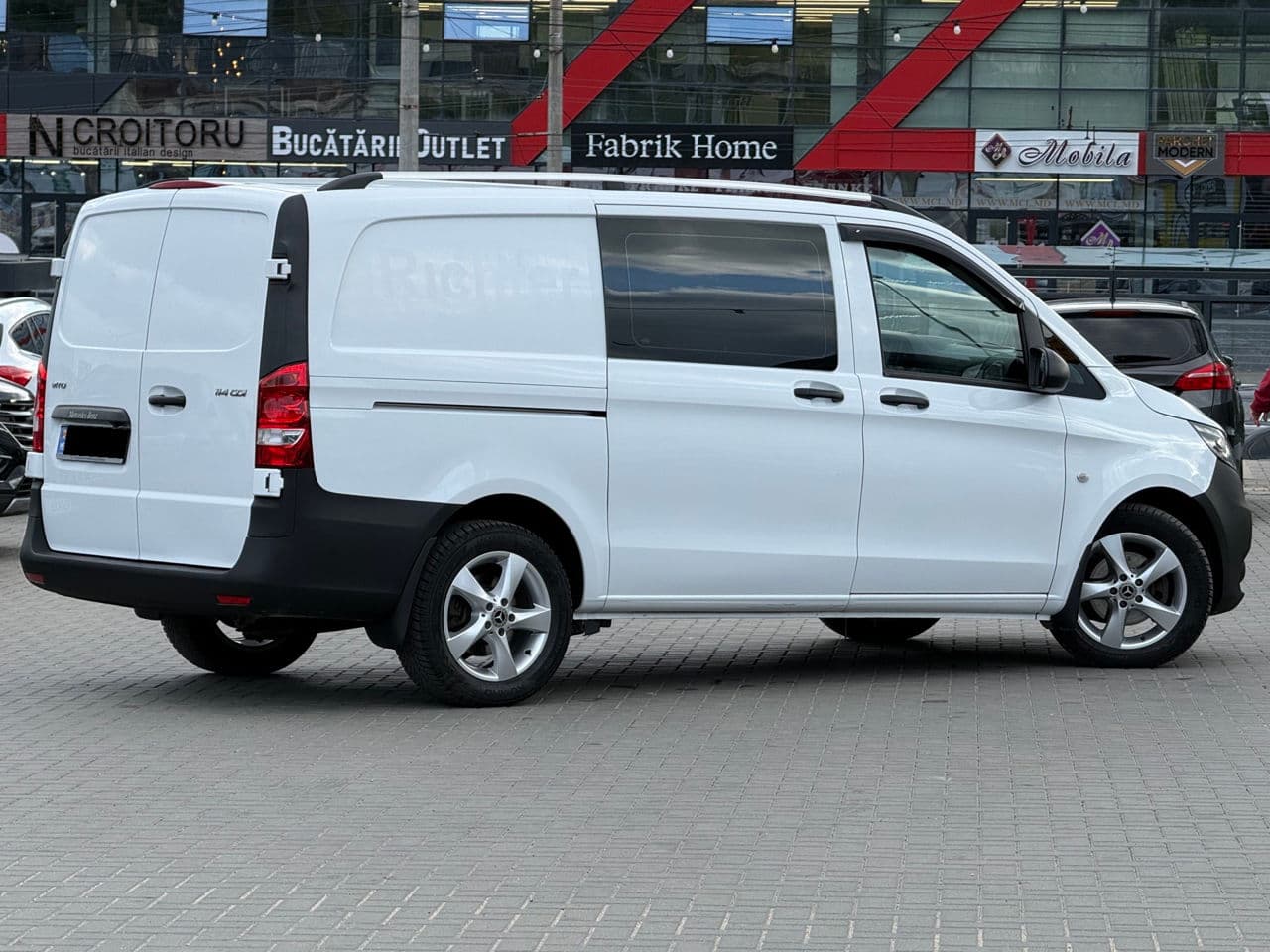 2021 Mercedes Vito — Miniatură 3