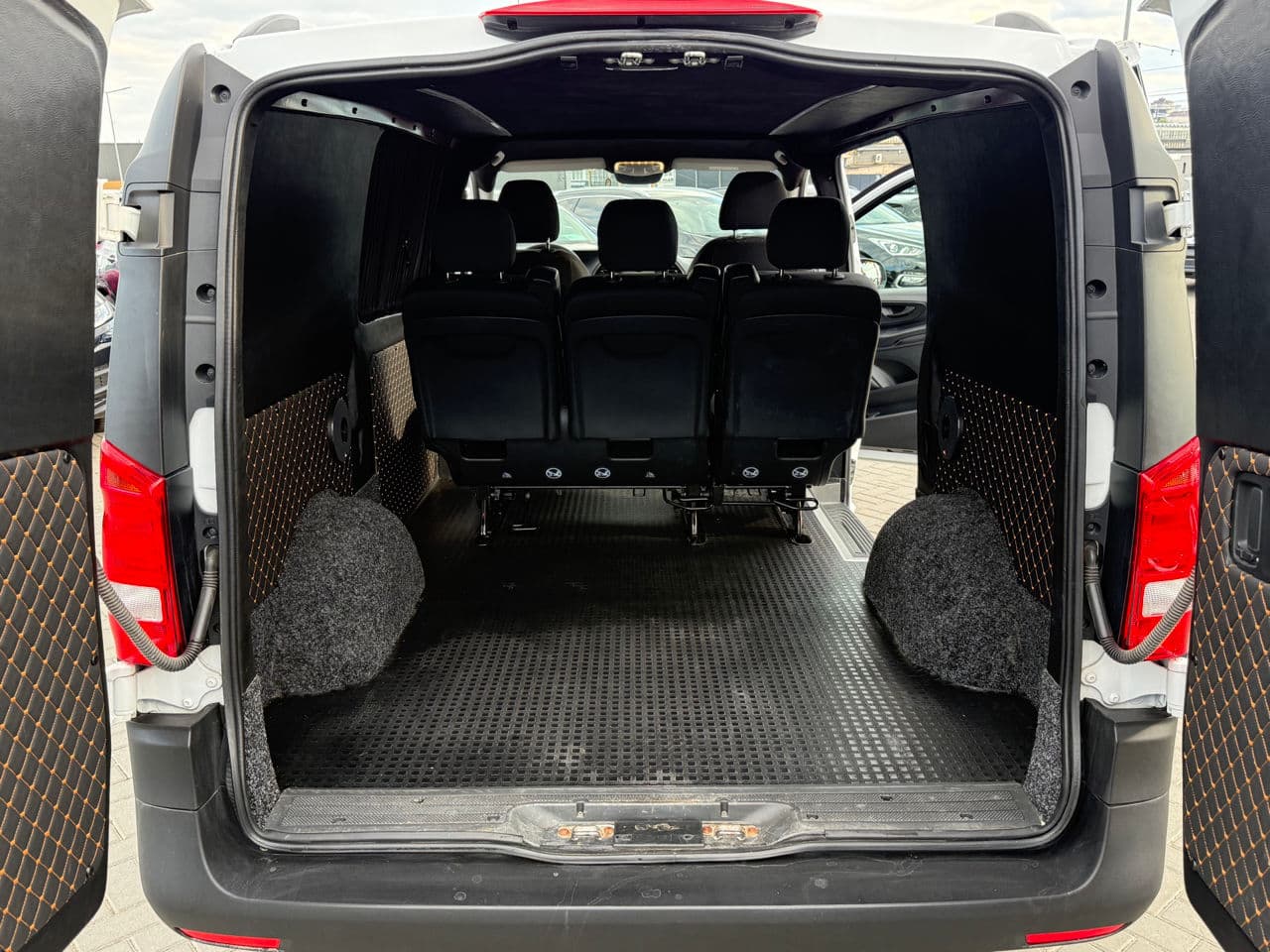 2021 Mercedes Vito — Miniatură 19