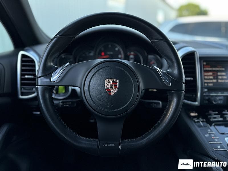 2011 Porsche Cayenne — Miniatură 11