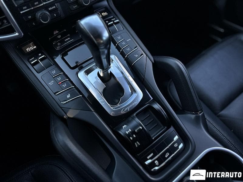 2011 Porsche Cayenne — Miniatură 14