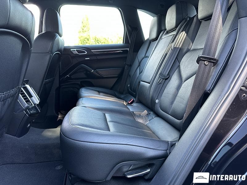 2011 Porsche Cayenne — Miniatură 17