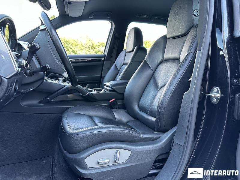 2011 Porsche Cayenne — Miniatură 5