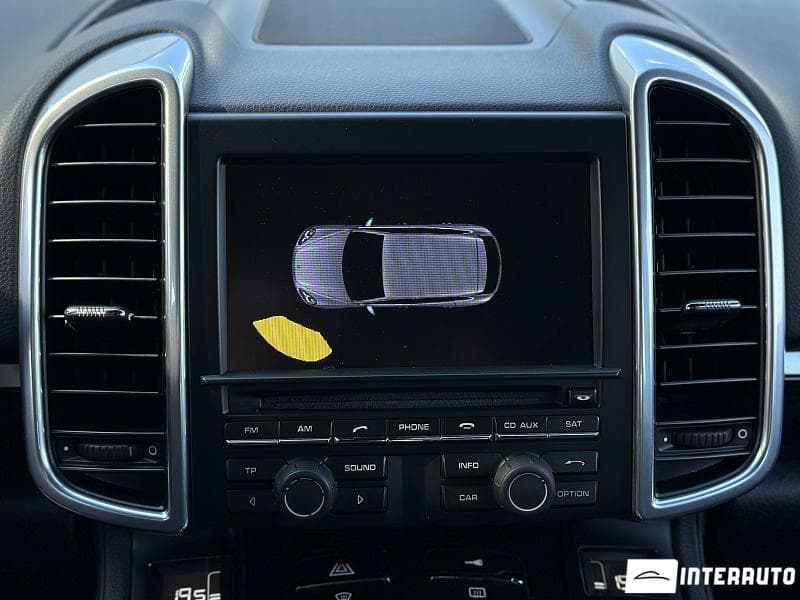 2011 Porsche Cayenne — Miniatură 13