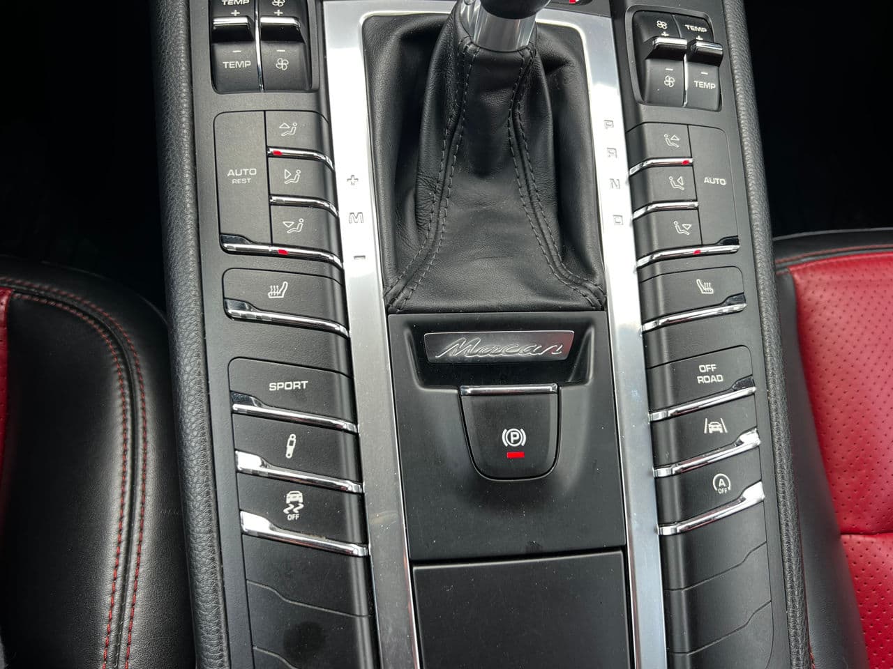 2017 Porsche Macan — Miniatură 12