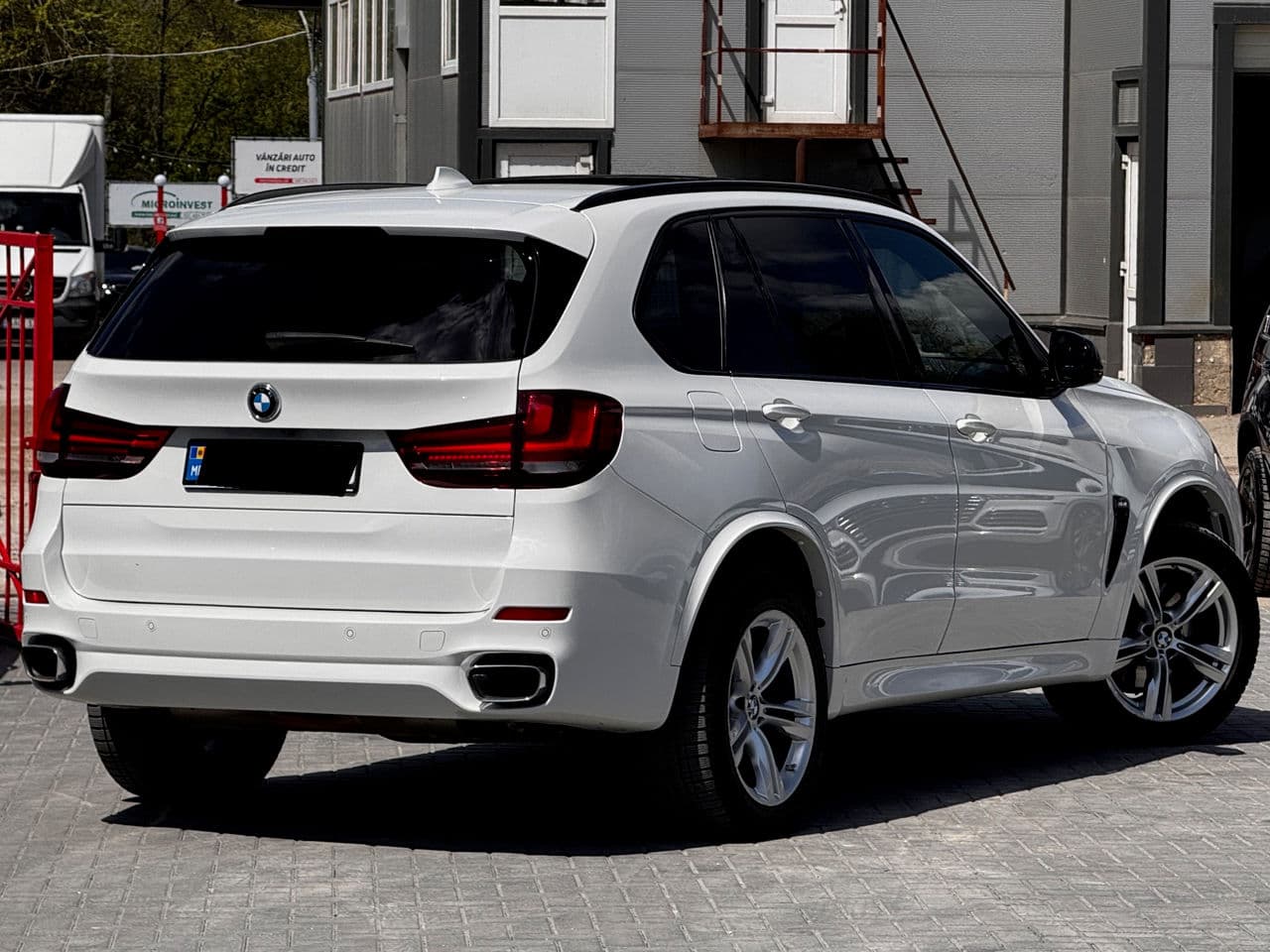 2018 BMW X5 4.0e — Miniatură 3