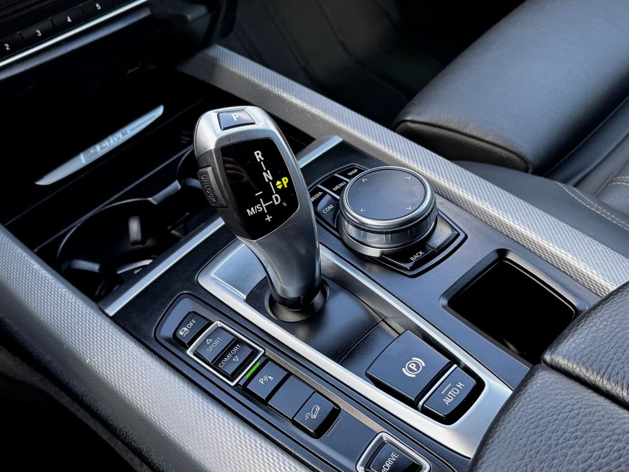 2018 BMW X5 4.0e — Miniatură 13
