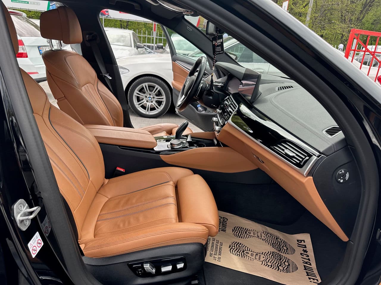 BMW 530e 2021 — Миниатюра 5