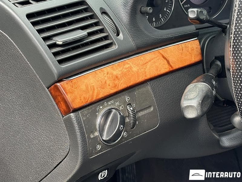 2005 Mercedes E 220 — Miniatură 12