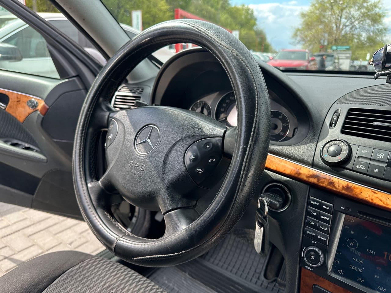2005 Mercedes E 220 — Miniatură 7