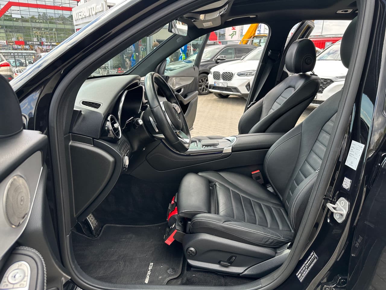 2020 Mercedes GLC 300e — Miniatură 5