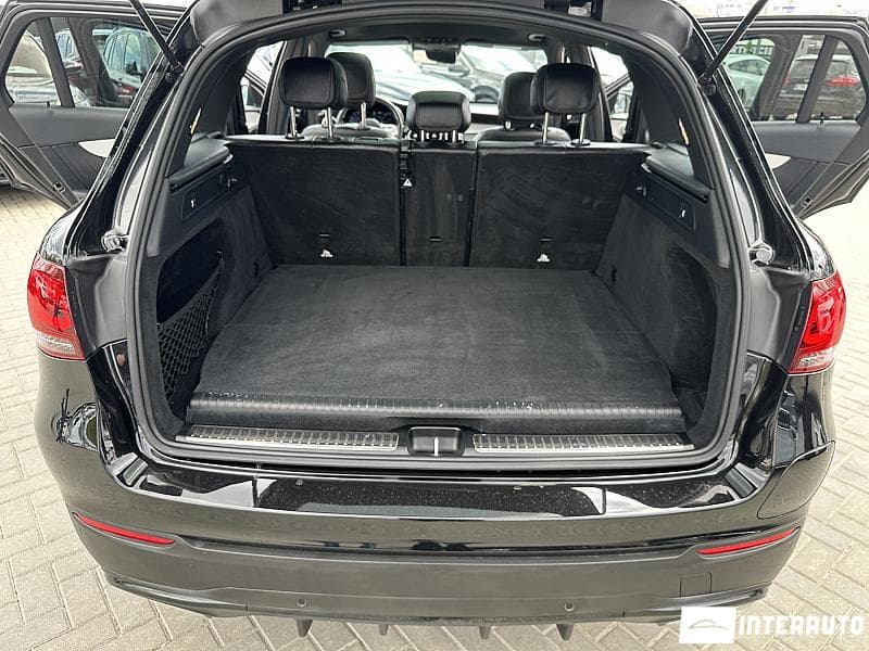 2020 Mercedes GLC 300e — Miniatură 24