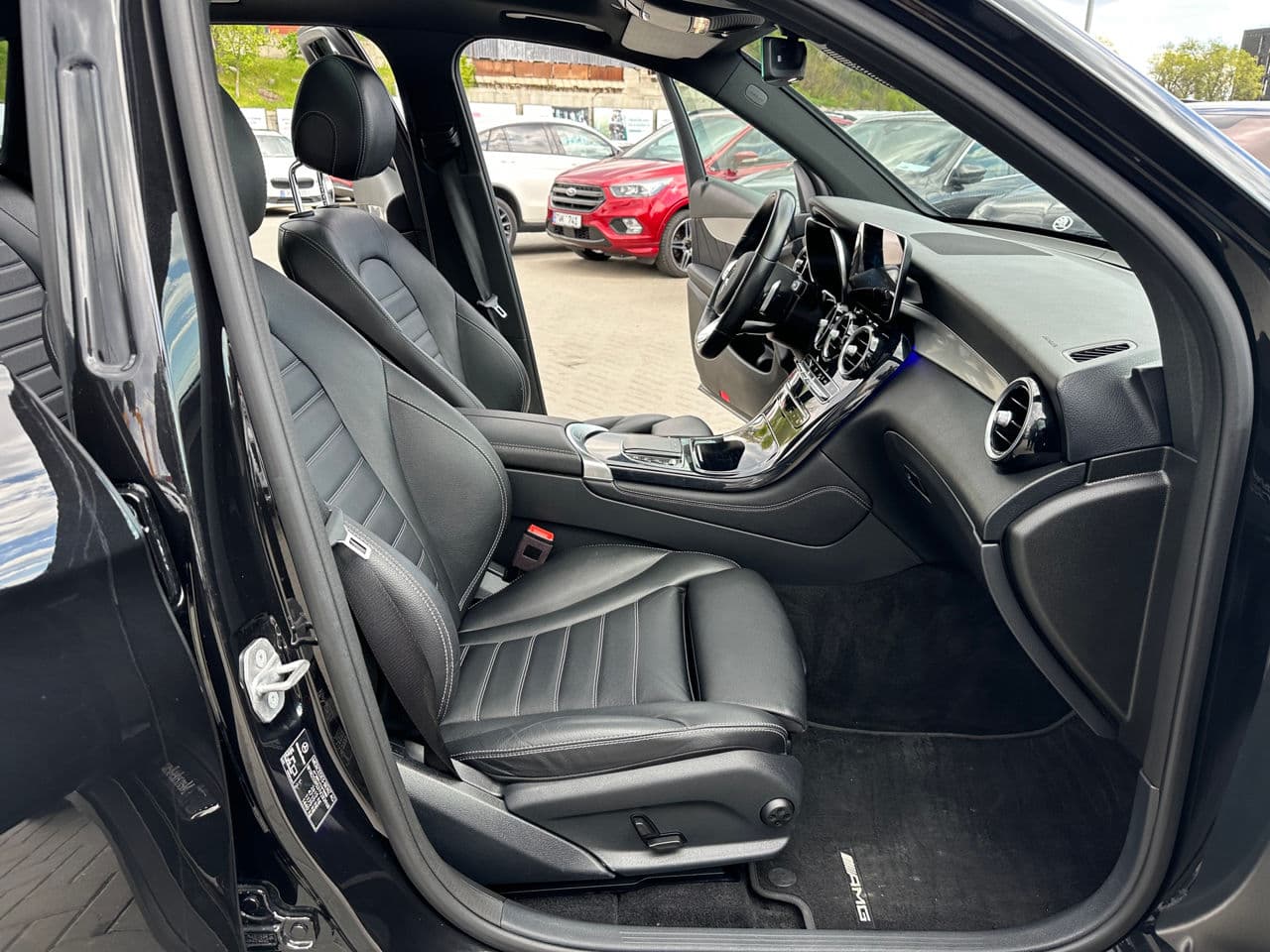 2020 Mercedes GLC 300e — Miniatură 16