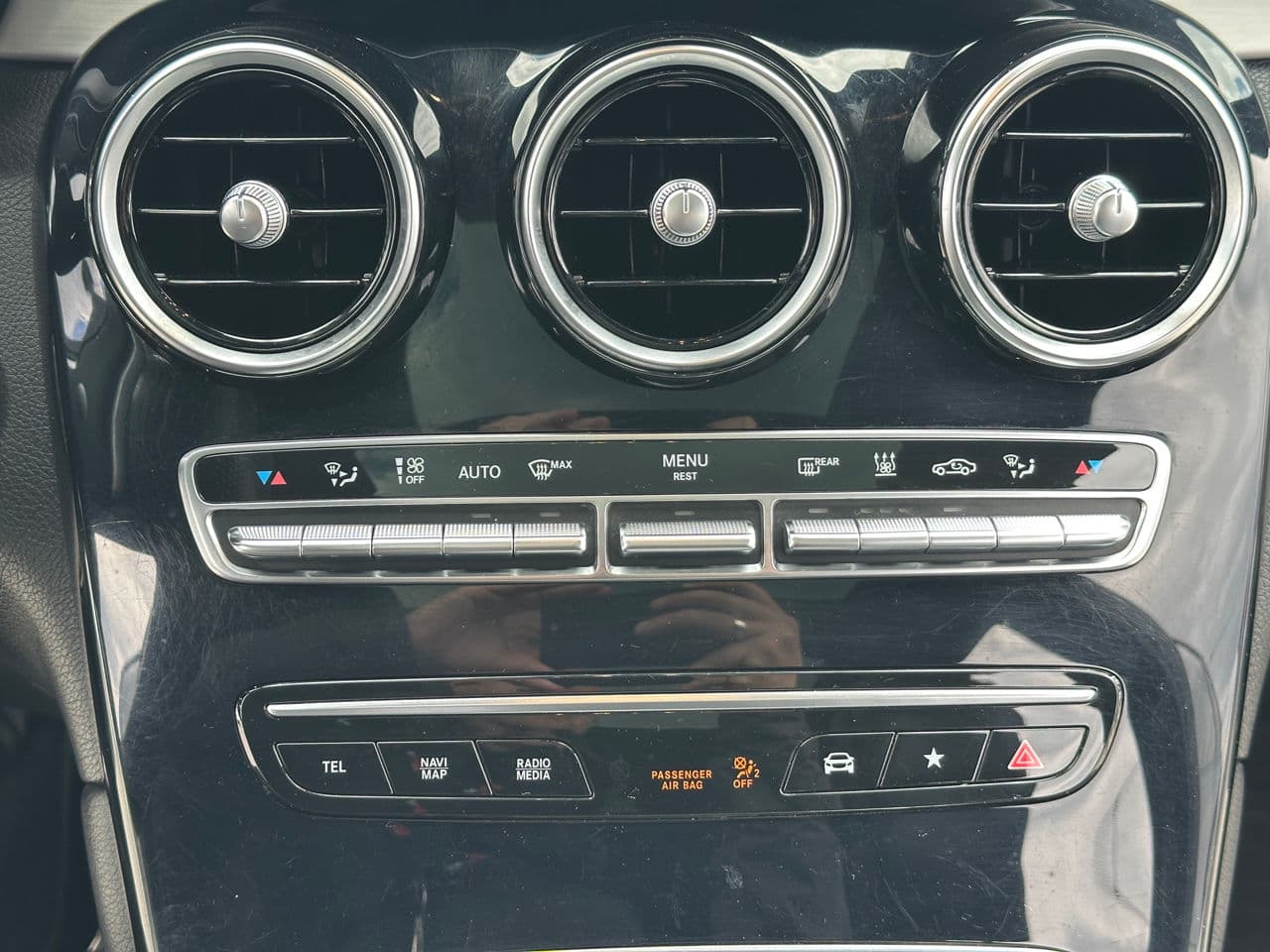 2020 Mercedes GLC 300e — Miniatură 11