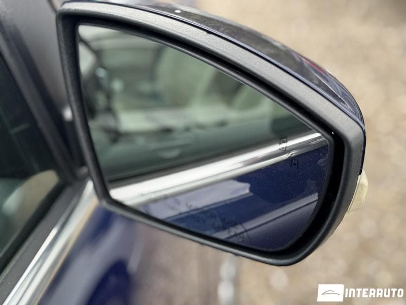 2016 Ford C-MAX — Miniatură 21