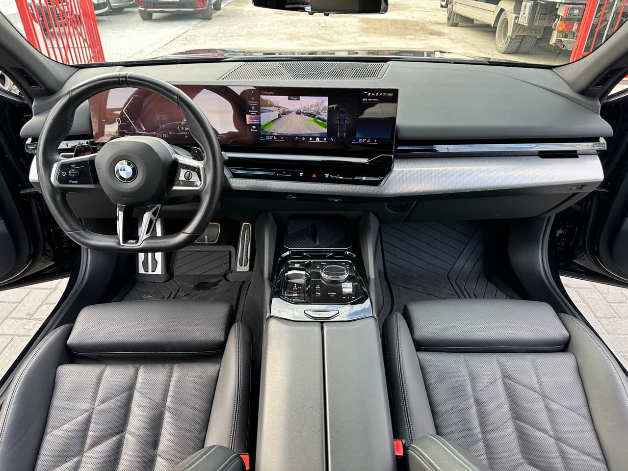 2023 BMW 520 — Miniatură 9
