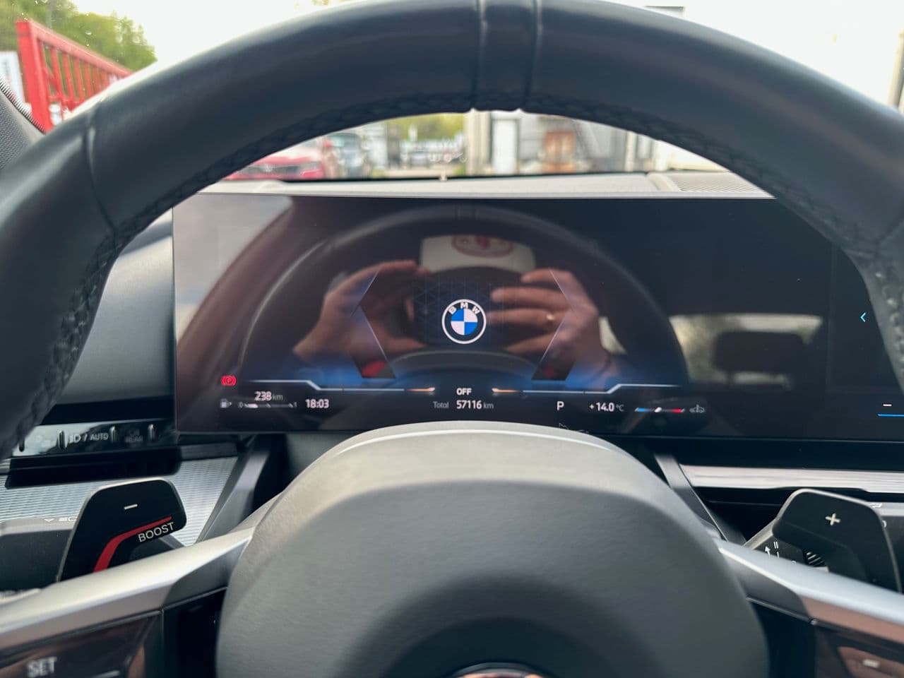 2023 BMW 520 — Miniatură 10
