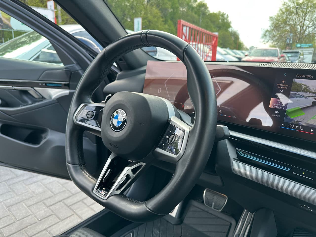 2023 BMW 520 — Miniatură 11