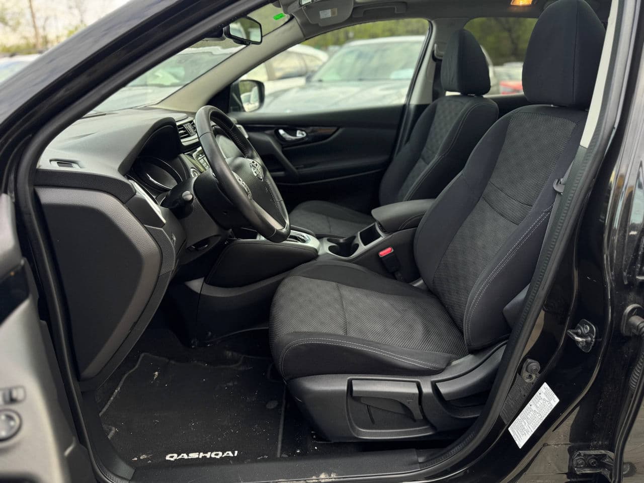 2017 Nissan Qashqai — Miniatură 5