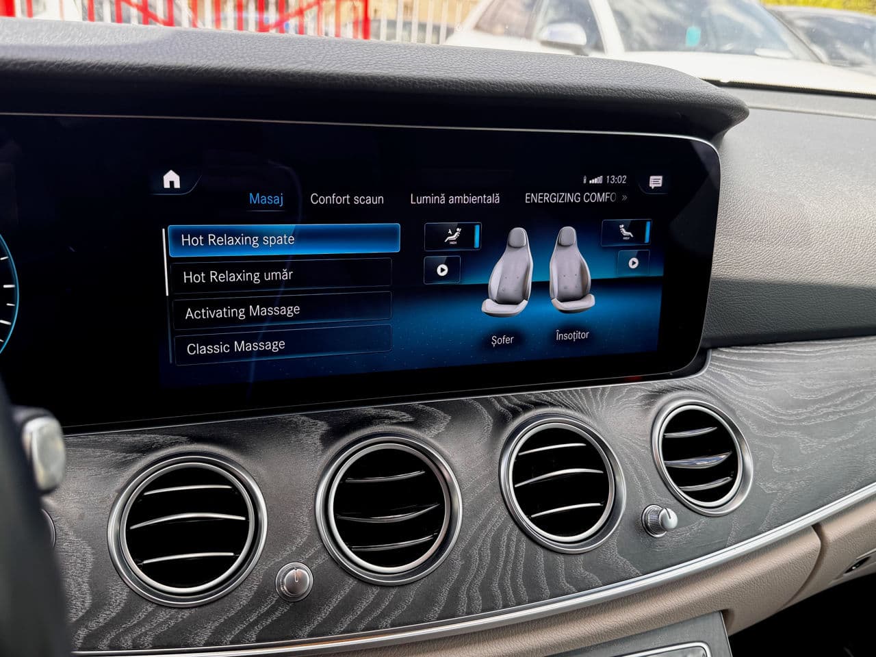 2021 Mercedes E 300e — Miniatură 23