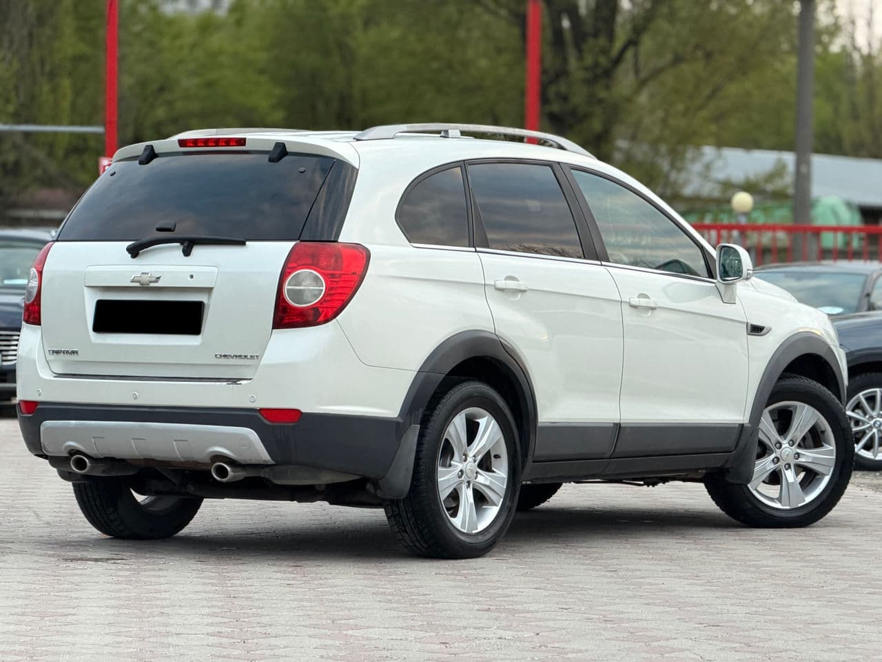 2011 Chevrolet Captiva — Miniatură 2