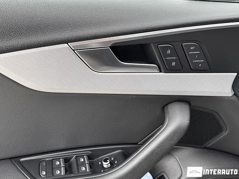 2017 Audi A4 — Miniatură 16
