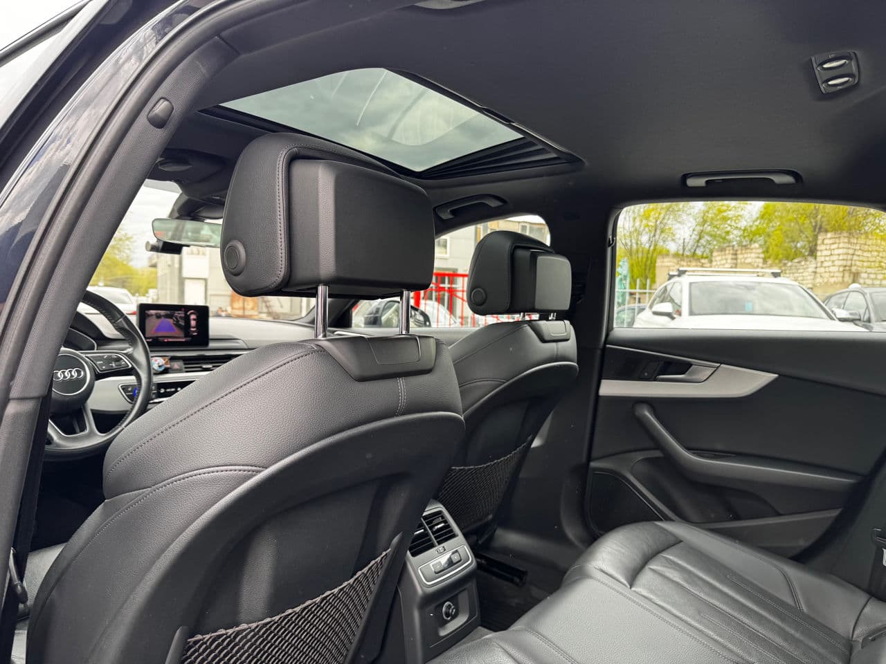 2017 Audi A4 — Miniatură 20