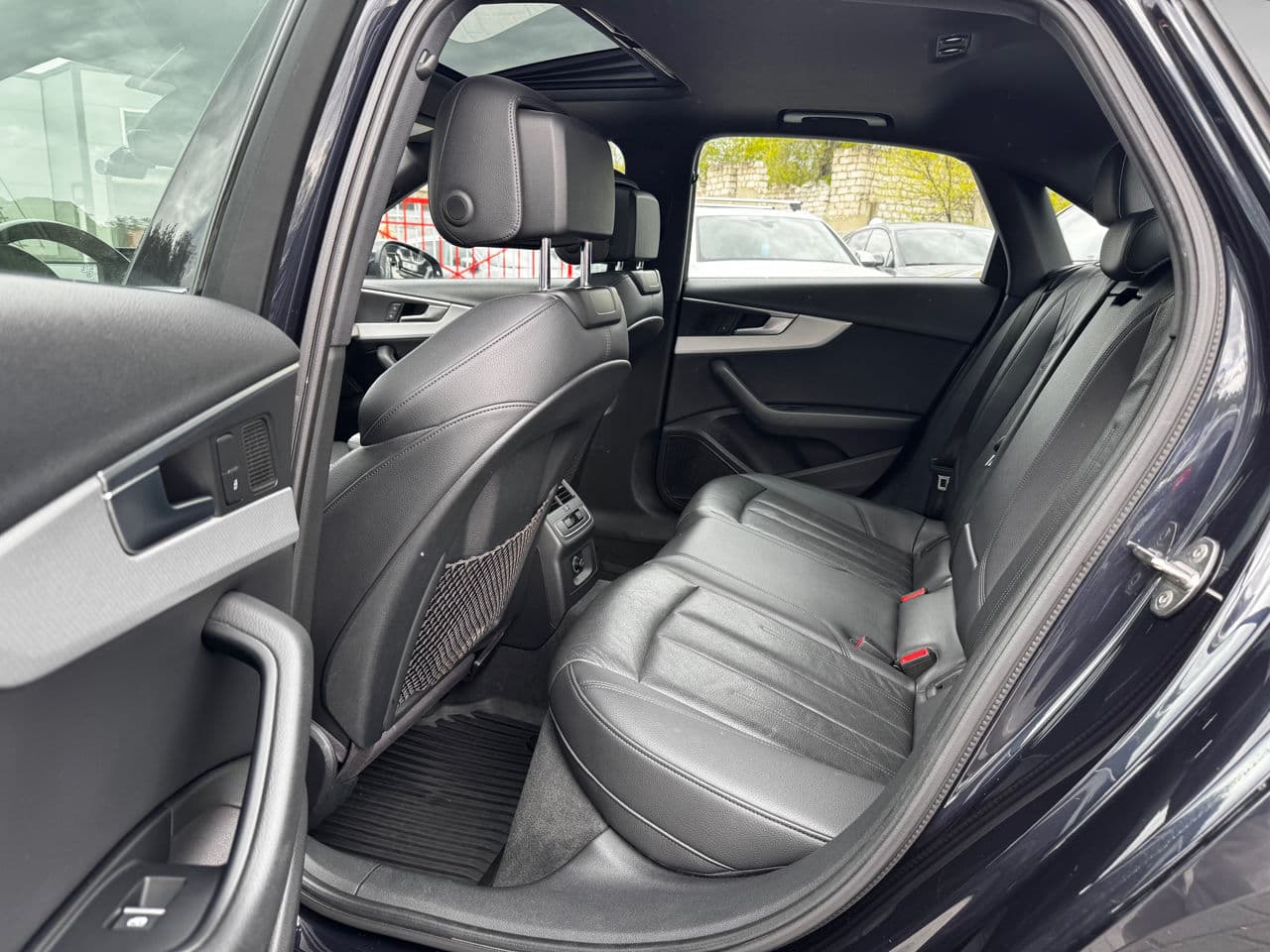 2017 Audi A4 — Miniatură 22