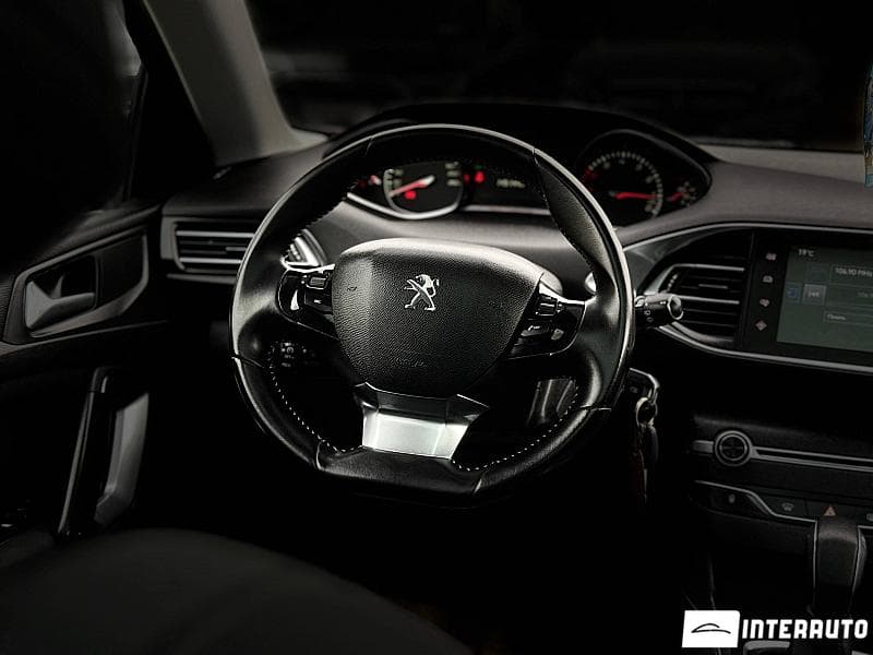 2016 Peugeot 308 — Miniatură 7