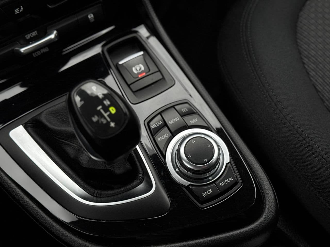 2015 BMW 216d — Miniatură 13