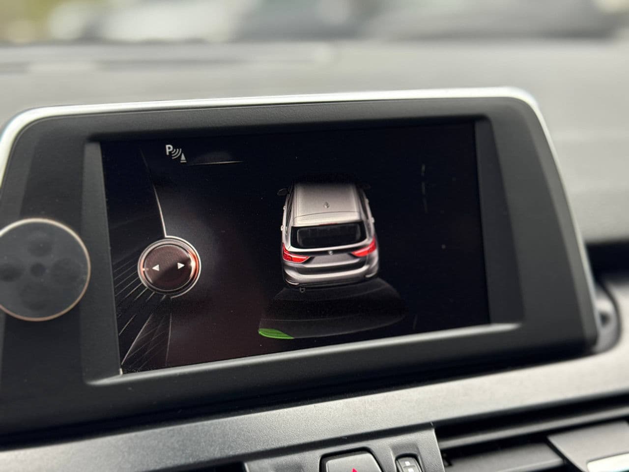 2015 BMW 216d — Miniatură 10