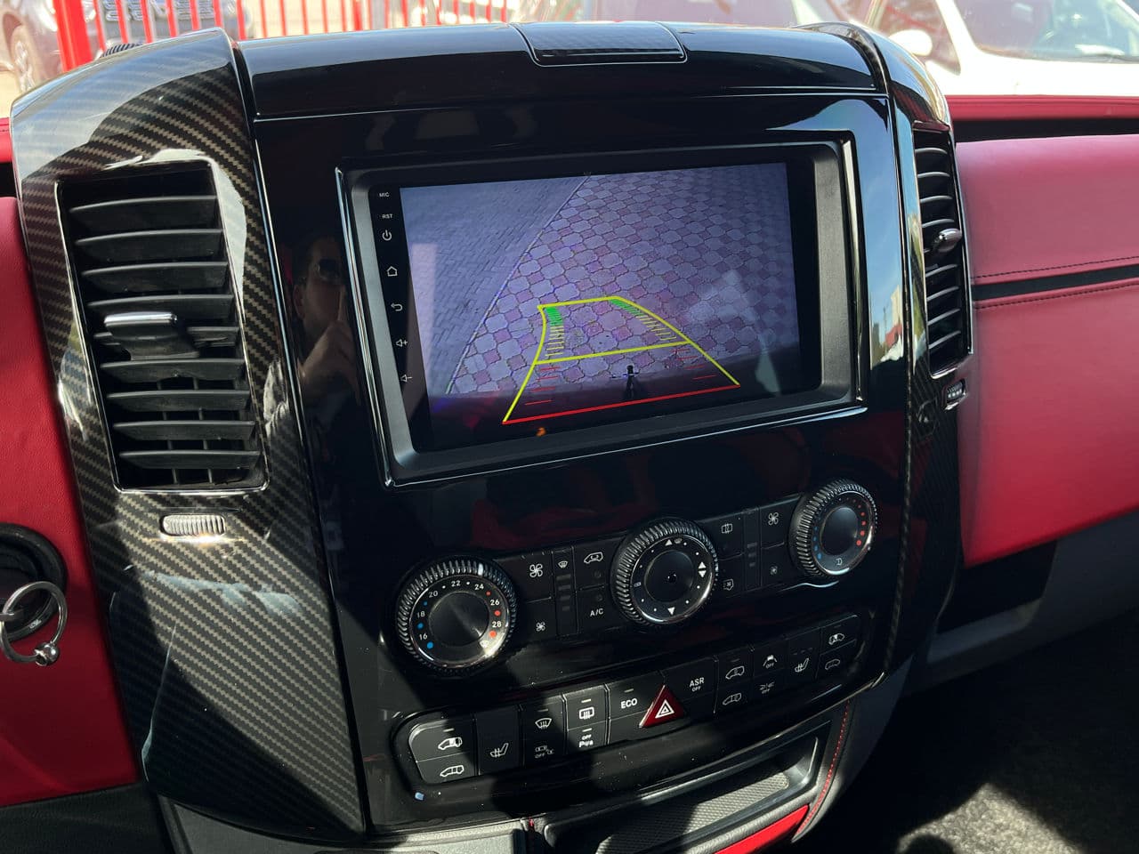 2014 Mercedes Sprinter — Miniatură 12
