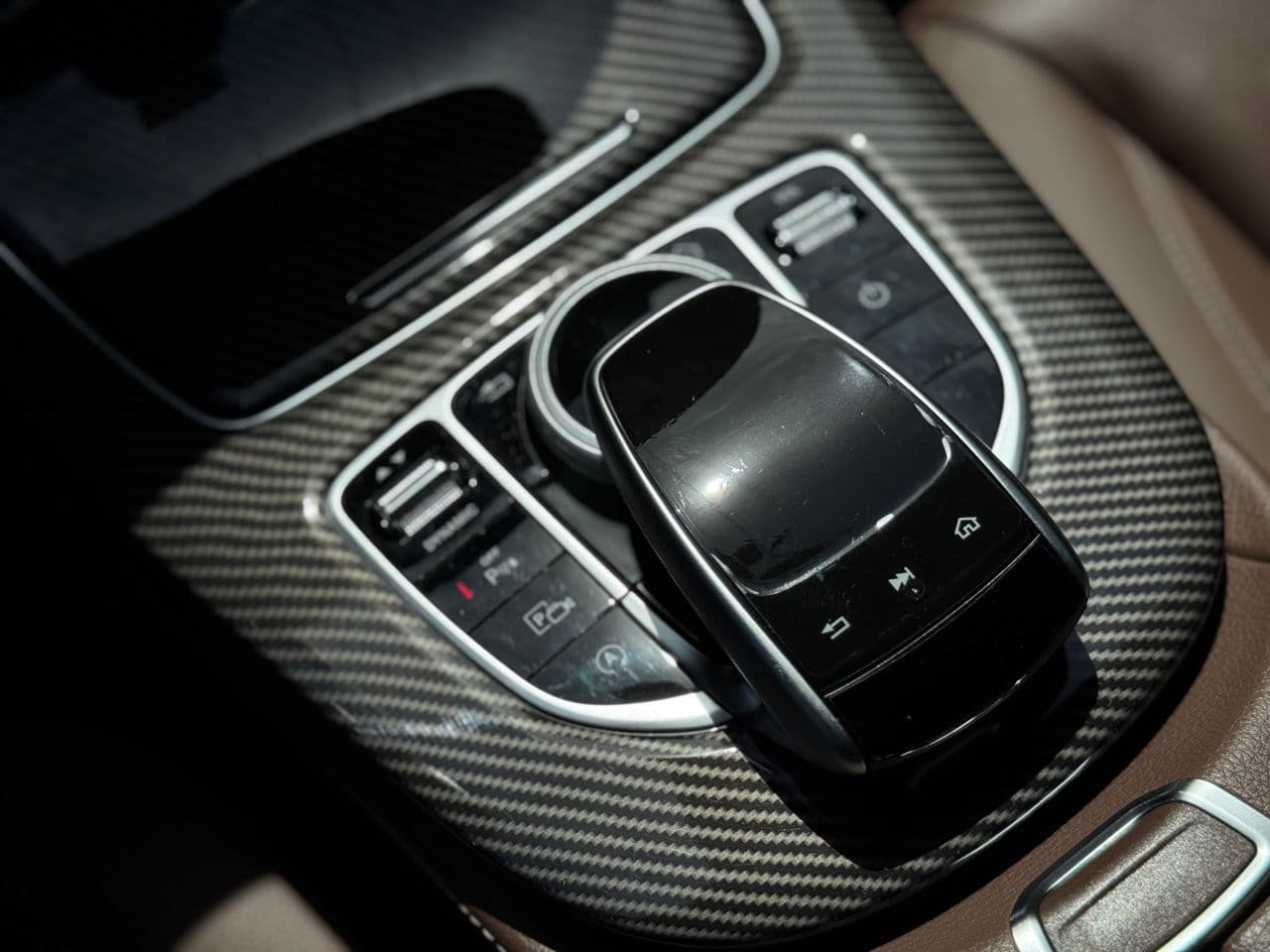 Mercedes E 300 2018 — Миниатюра 15