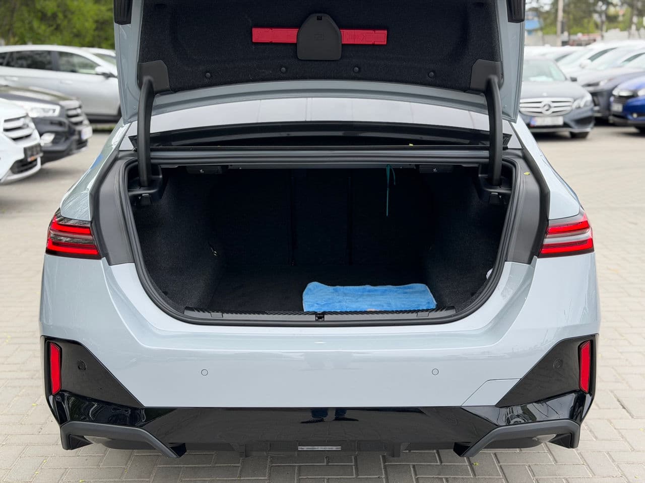 BMW 520 2024 — Миниатюра 5