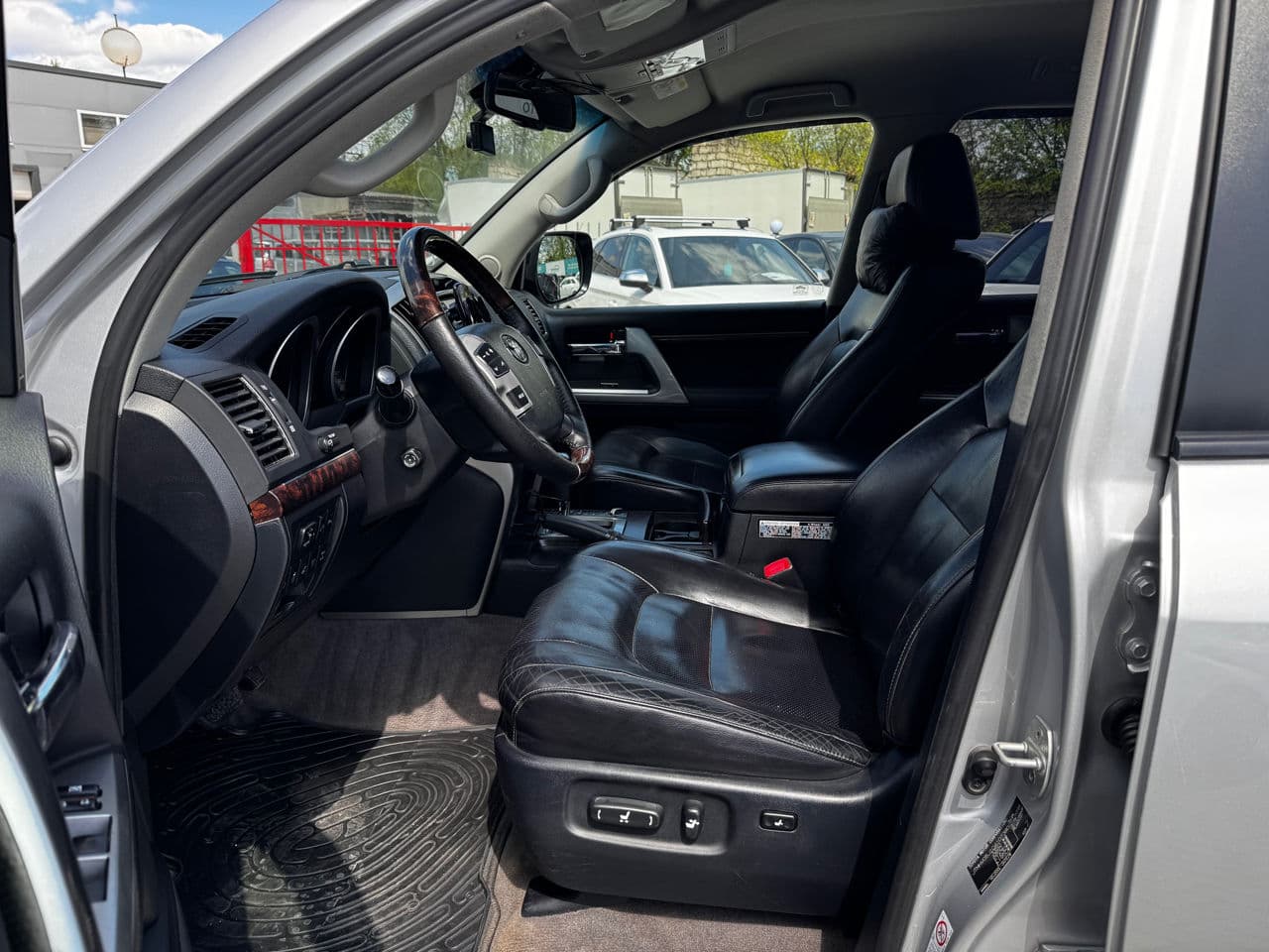 2013 Toyota Land Cruiser — Miniatură 5