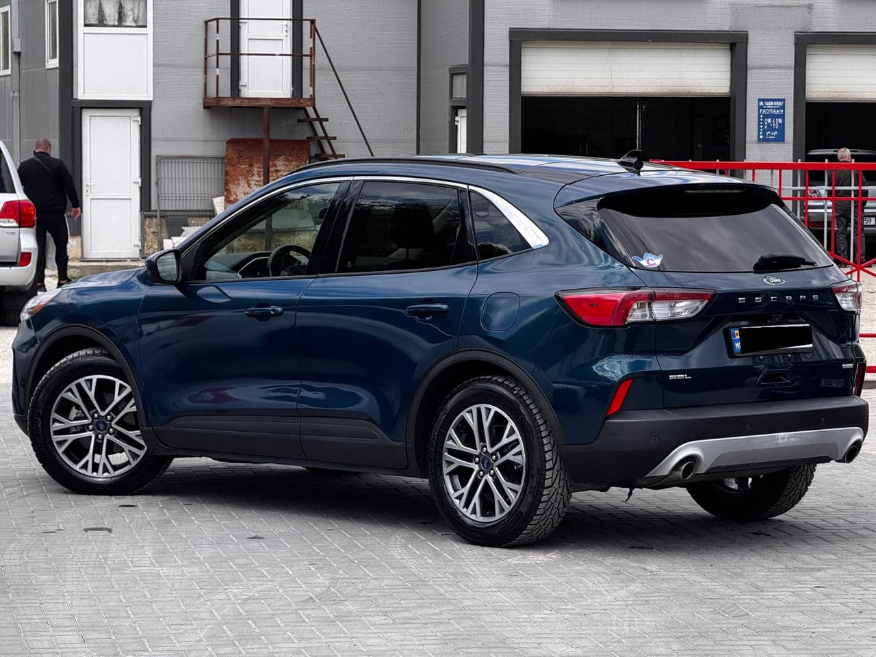 2020 Ford Escape — Miniatură 3