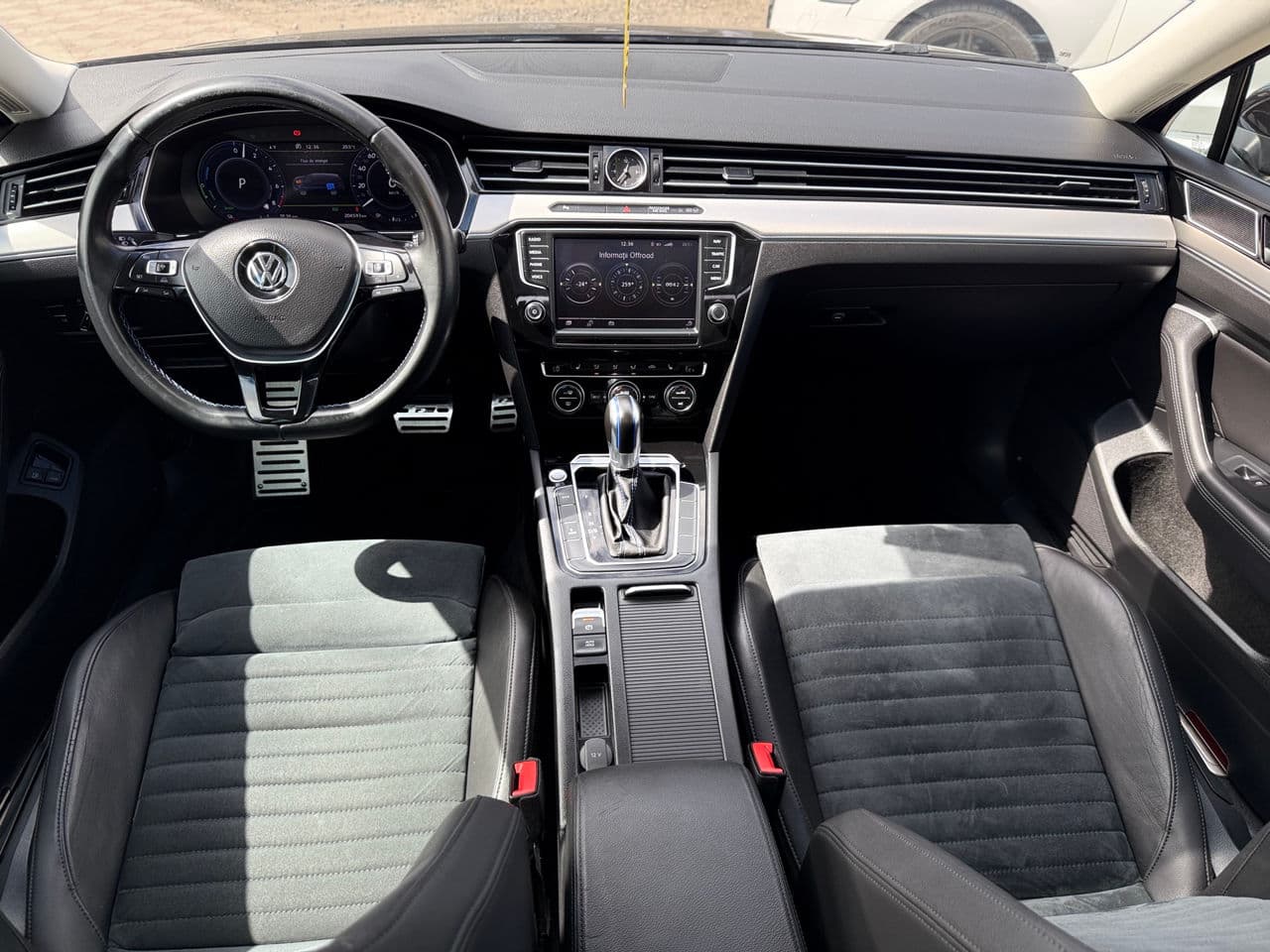 Volkswagen Passat GTE 2016 — Миниатюра 8