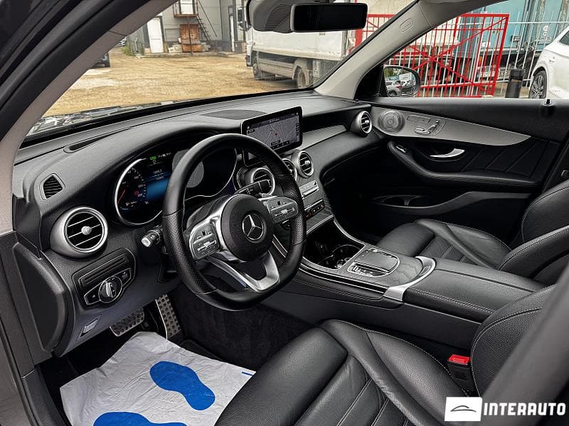 2020 Mercedes GLC 300e — Miniatură 5