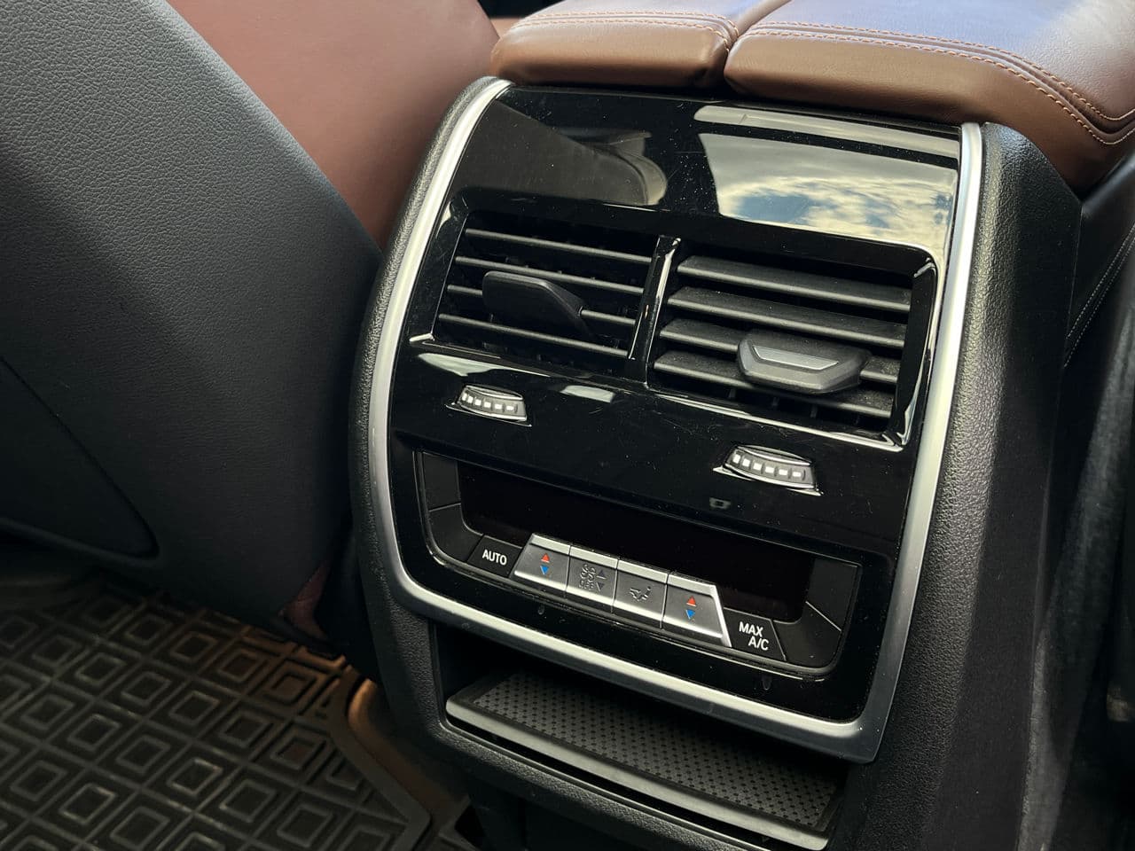2020 BMW X5 4.5e — Miniatură 22
