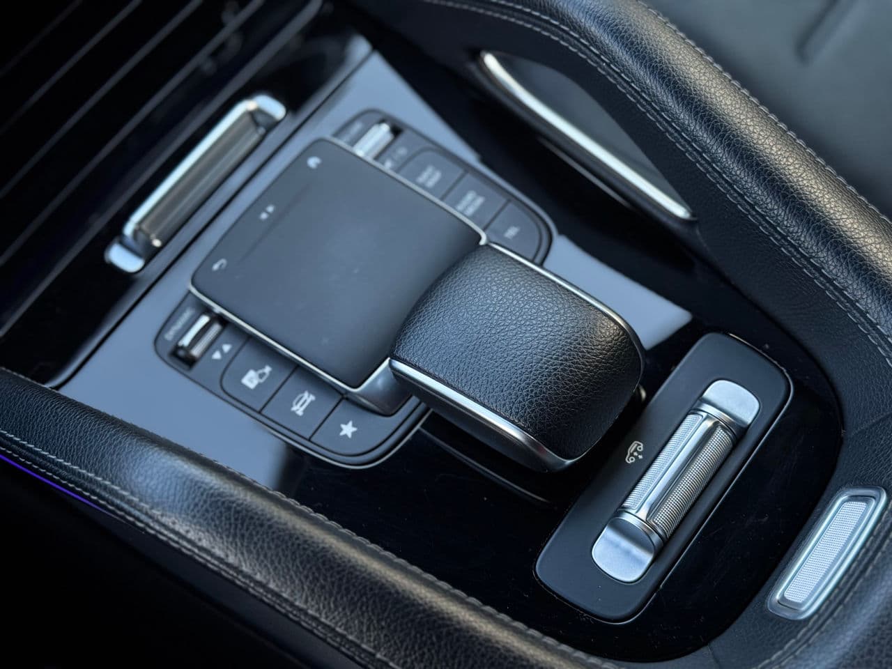 2021 Mercedes GLE 350de — Miniatură 15