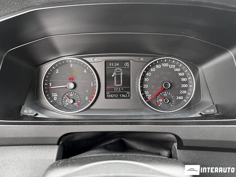 2017 Volkswagen Caravelle — Miniatură 6