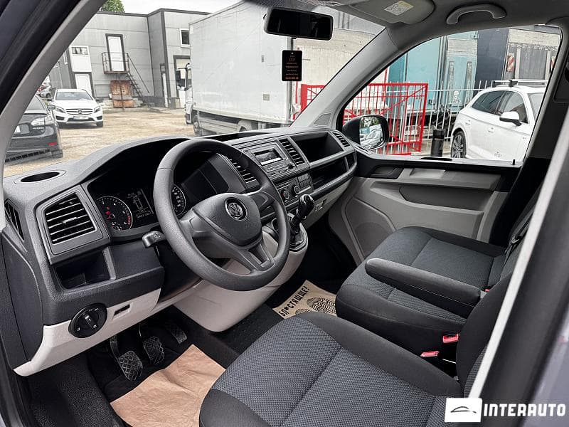 2017 Volkswagen Caravelle — Miniatură 5