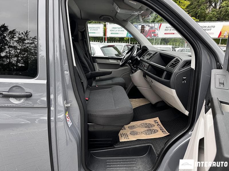 2017 Volkswagen Caravelle — Miniatură 13