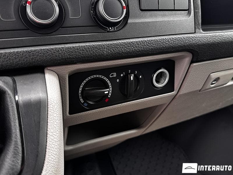 2017 Volkswagen Caravelle — Miniatură 9