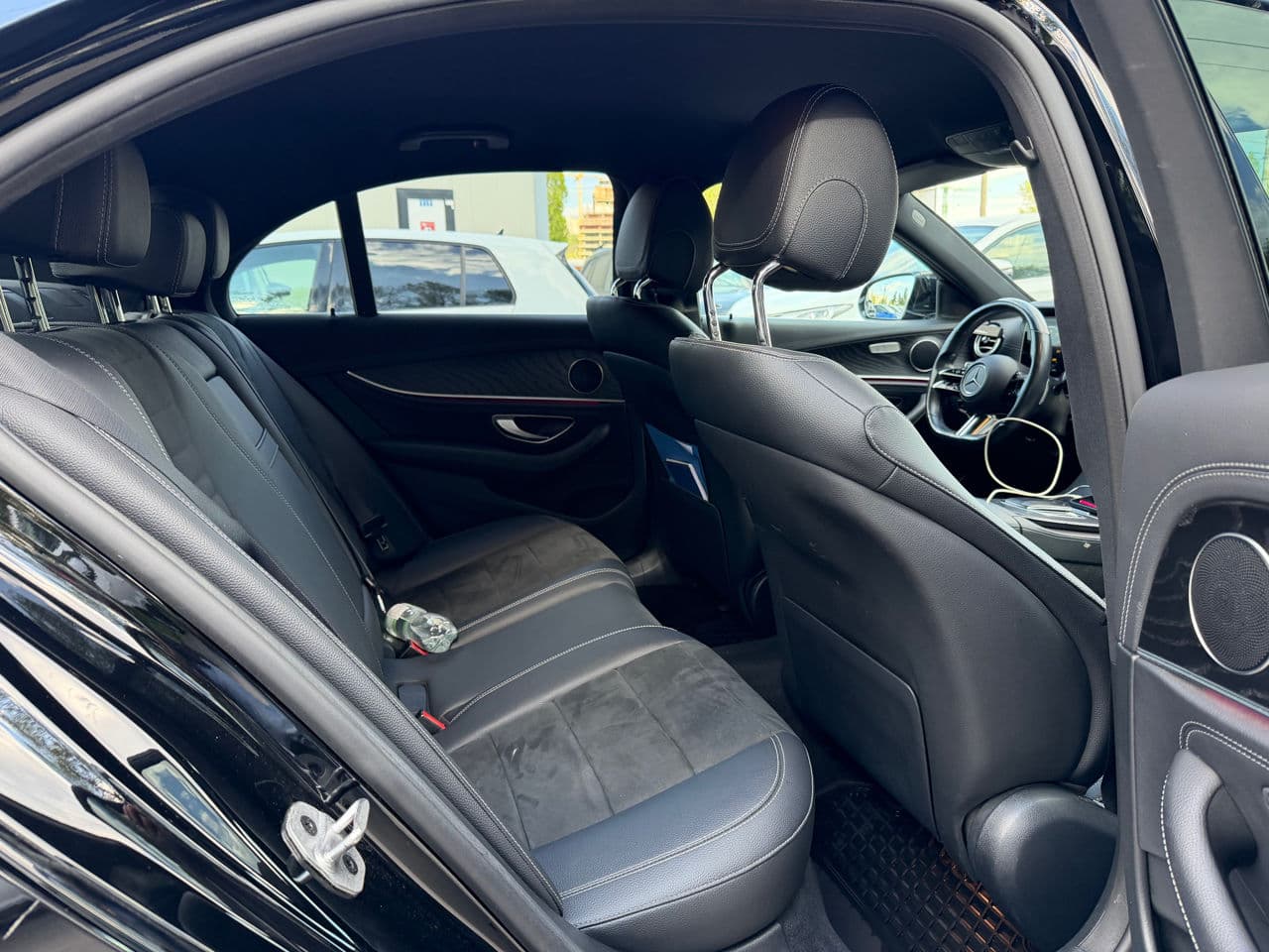2022 Mercedes E 300e — Miniatură 18