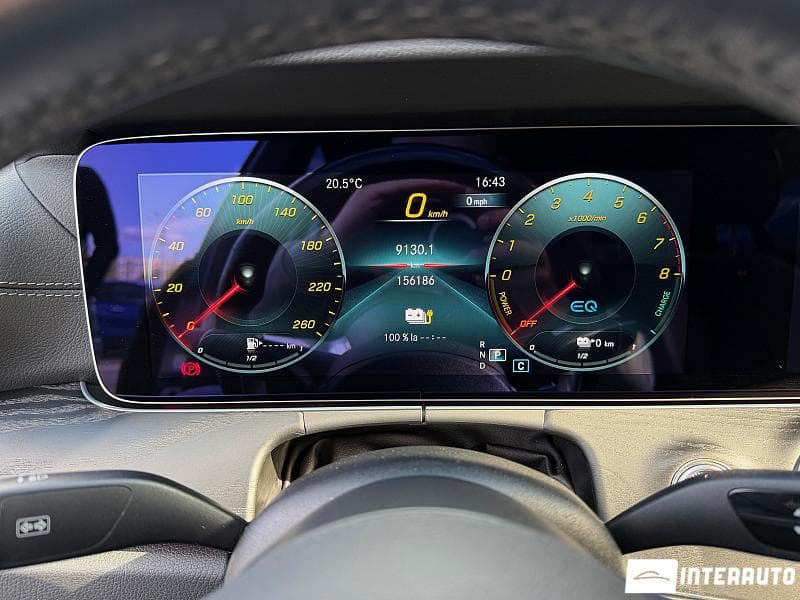 2022 Mercedes E 300e — Miniatură 13